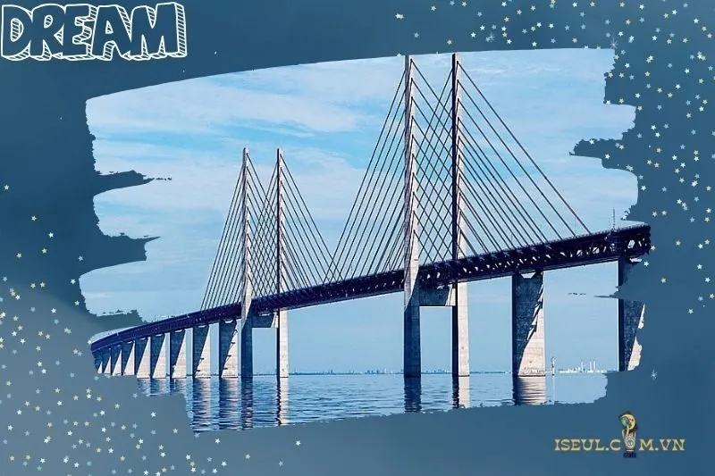 Chiêm bao thấy mình đi qua cầu và bị trượt chân