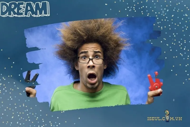 Mơ thấy bị điện giật khi đang giặt quần áo