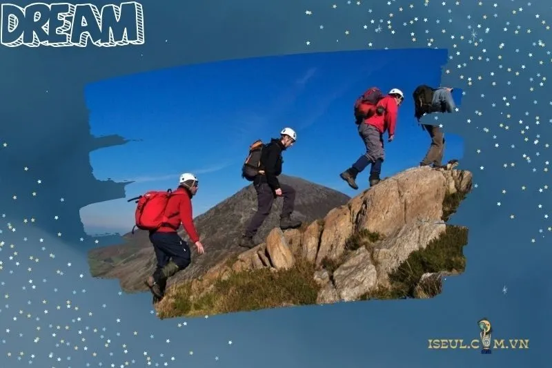 Nằm mơ thấy leo núi liên quan đến con số nào?